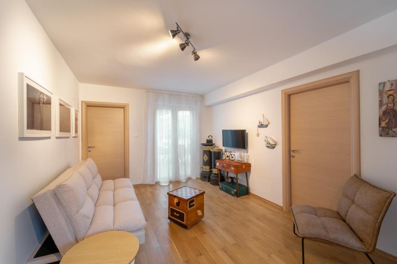 Erika Appartement Krk Town Buitenkant foto