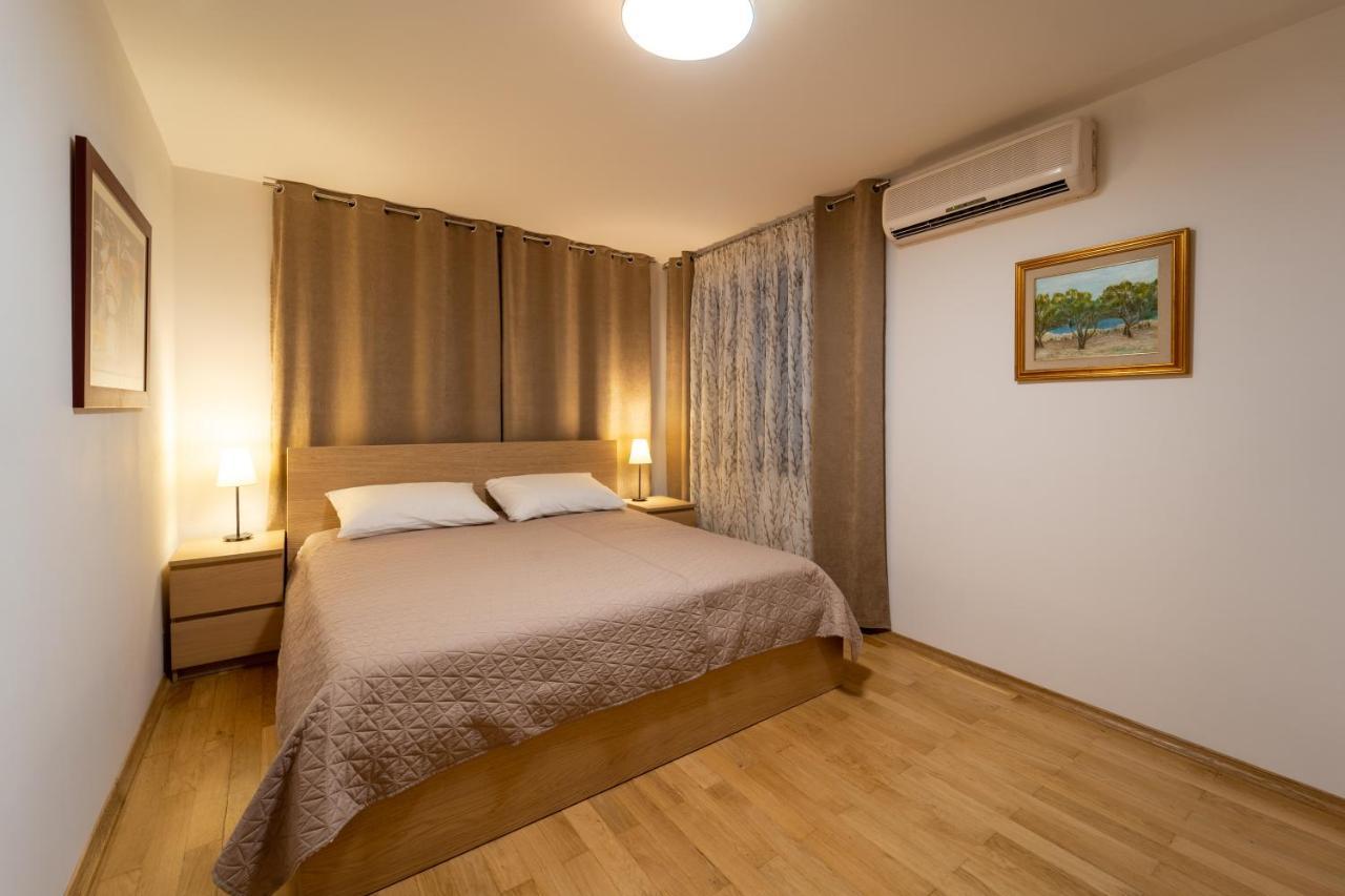 Erika Appartement Krk Town Buitenkant foto