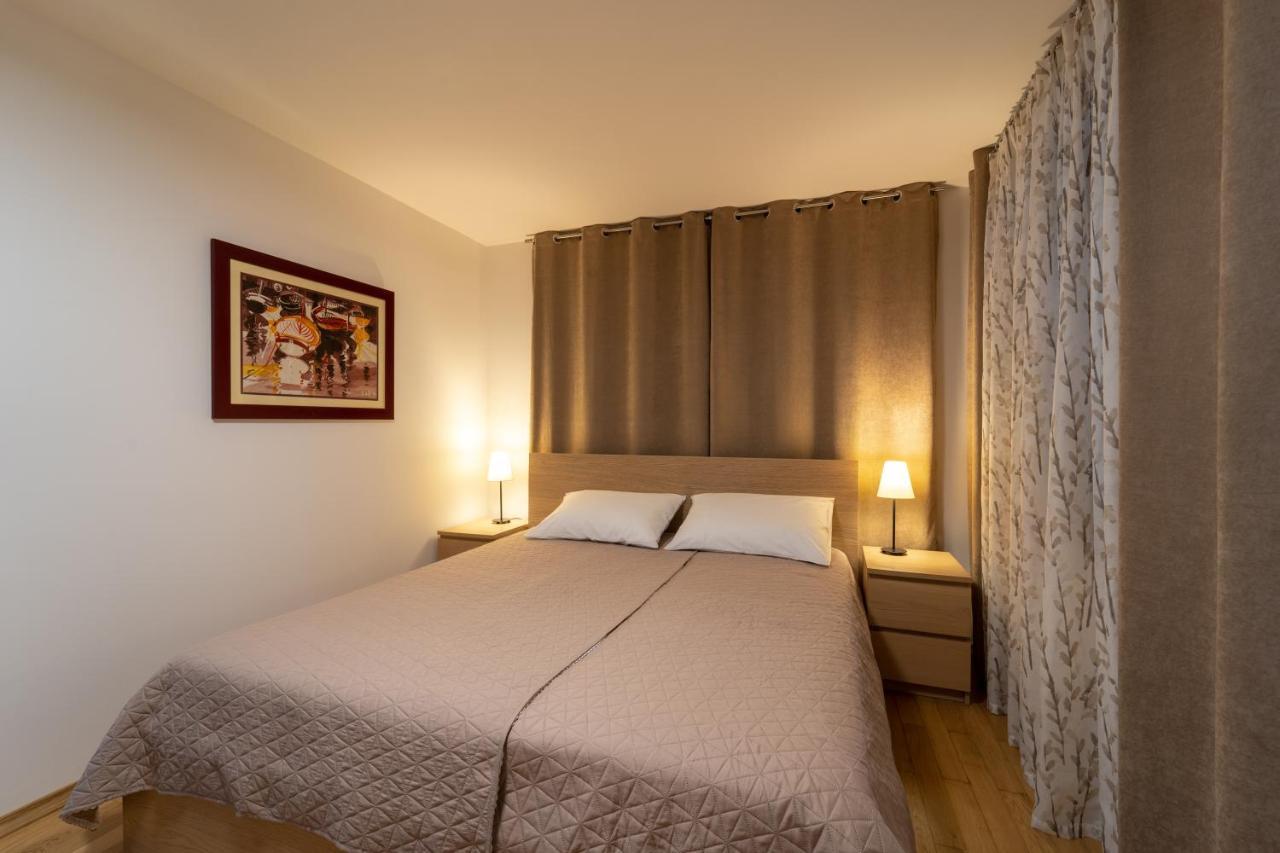 Erika Appartement Krk Town Buitenkant foto