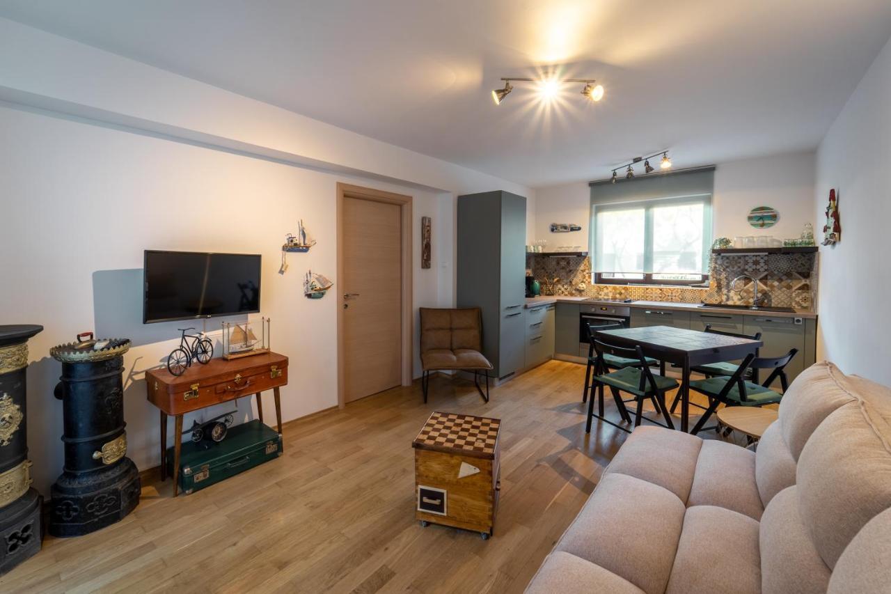 Erika Appartement Krk Town Buitenkant foto
